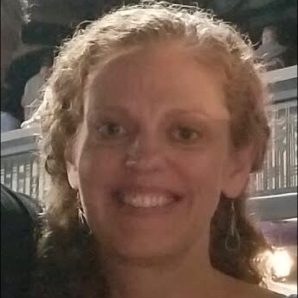 Meet your Posher, Traci